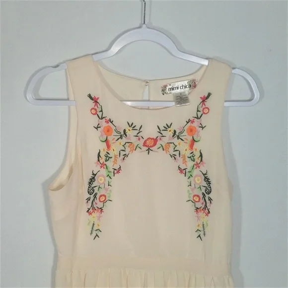 Mimi Chica A line Party Dress Creme Size M Embroidered - Picture 2 of 8
